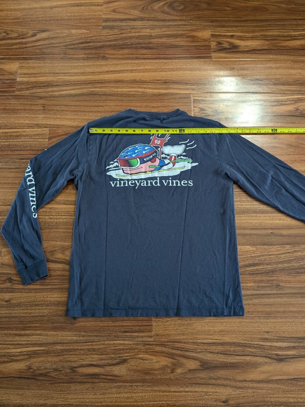 Vineyard Vines Blue Blazer Ski Race Whale Graphic Long Sleeve Pocket Shirt Sz S - Picture 10 of 12